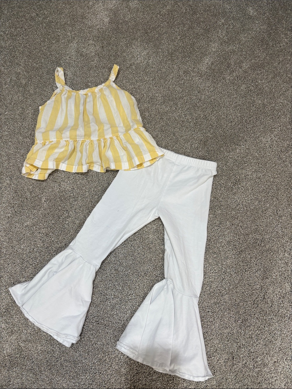 3T girls bundle of outfits - Picture 6 of 13